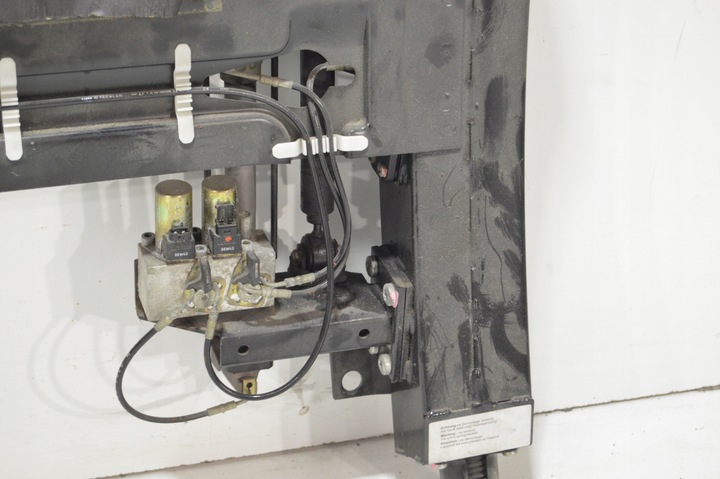 фото №8, Підголівники rollbar kabłąk захисний mercedes w124 cabrio a124 1248601232