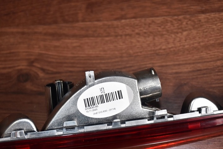 фото №14, Лампа бампера противотуманная зад peugeot 208 i eu