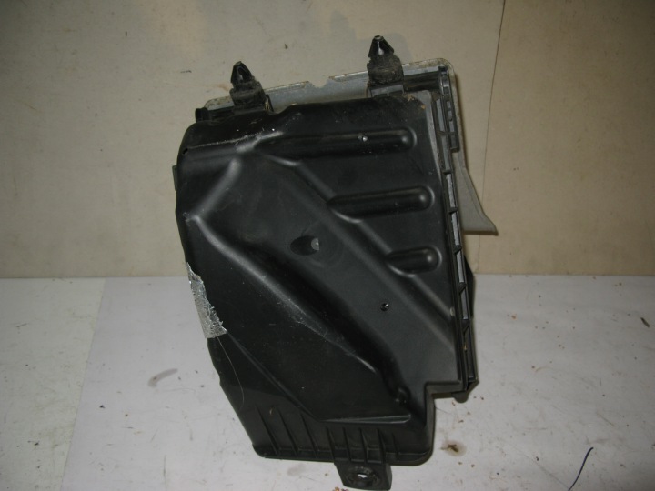 фото №5, Audi a4 b6 b7 1.6 корпус фільтра повітря 06b133837a 06b133835bk