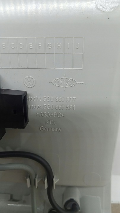 фото №9, Лампа стеля vw golf vii 5g0868837 5g0867591