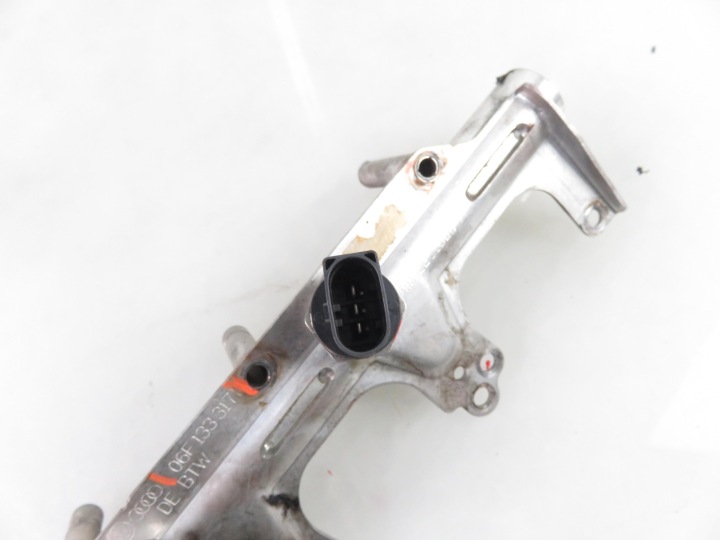 фото №6, Топливная рейка audi a4 b7 2.0 tfsi 06f133317l 06h906053a