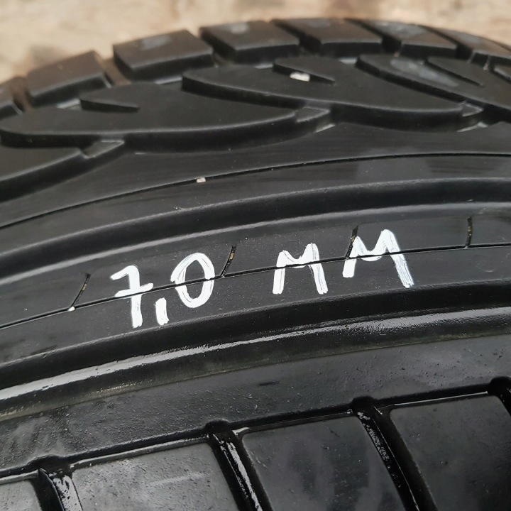 фото №14, Алюмінієвий диск шина dunlop 215/55 r16 7mm audi a4 b7