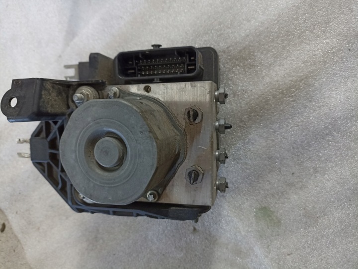 фото №6, Mercedes w117 w176 w246 главный тормозной цилиндр abs