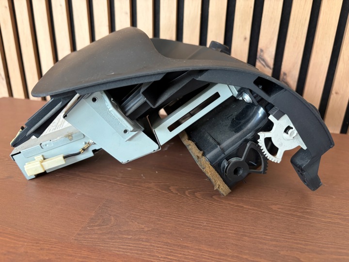фото №9, Дисплей радио экран toyota avensis t25 86110-05020