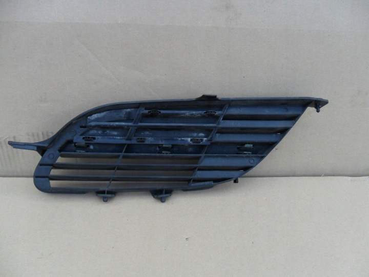 фото №10, Nissan almera tino v10 2001 2002 2003 решітка права