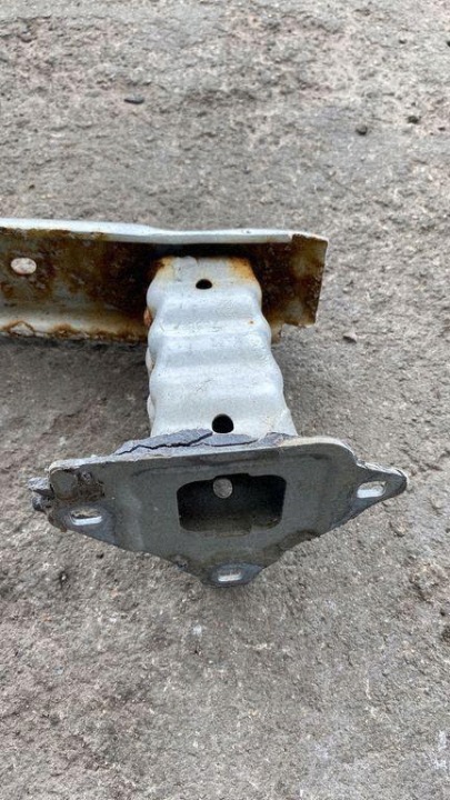 фото №7, Балка бампера задня citroën ds3 9683393380 1.6l дизель 68kw 2010