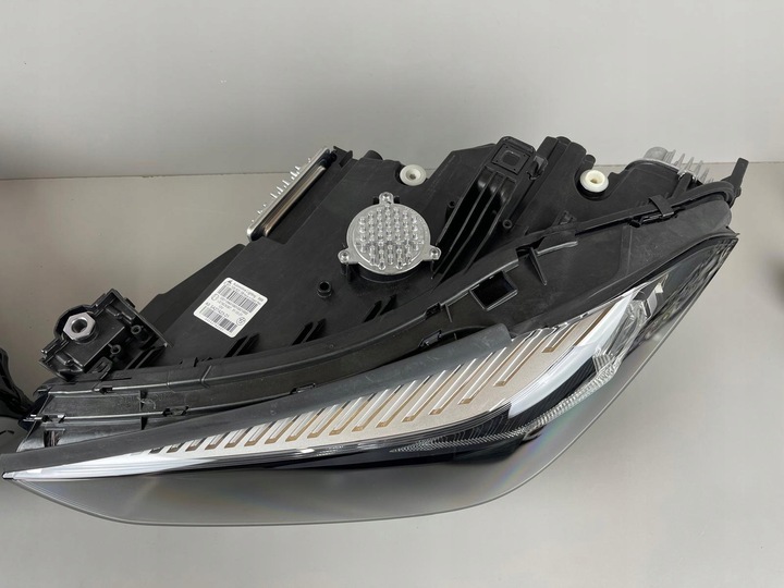 фото №8, Bmw 8 g14 g15 g16 лампа левая правая полный led идеальные 5a27a23 5a27a22