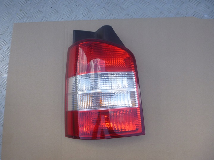 фото №1, Vw transporter t5 рестайлинг лампа левая зад крышка