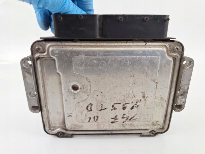 фото №6, Блок управления двигателем (ecu) alfa romeo 147 55204755