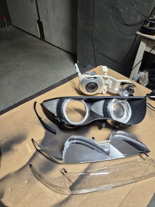 фото №7, Салон лампи динамічний ксенон bmw e65 передній рестайлінг права