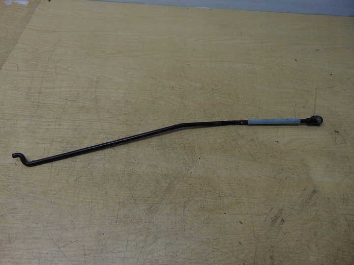 фото №8, Крепление поддержка капота toyota rav4 iv 2013-