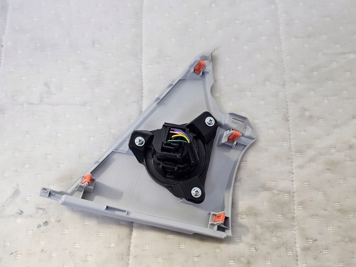 фото №3, Перемикач кнопка рамка захист заглушка старт сплав toyota corolla e21