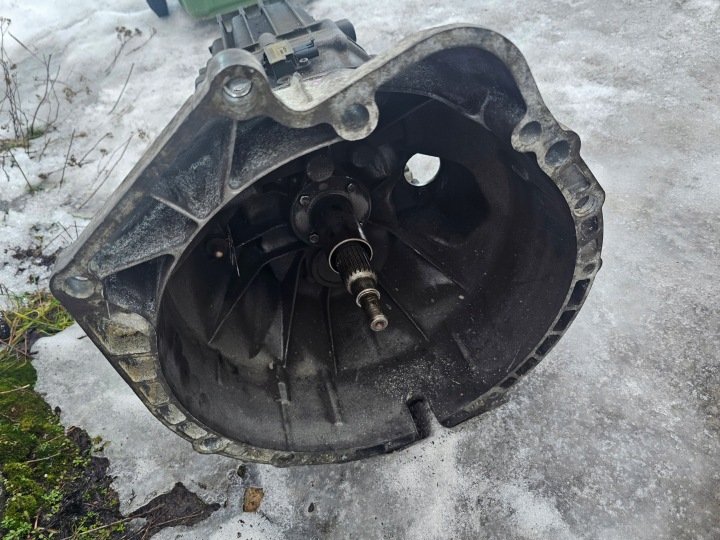 фото №8, Кпп кпп / коробка передач bmw e90 e91 e87 2.0b 6 кпп / коробка передач getrag 2170017396