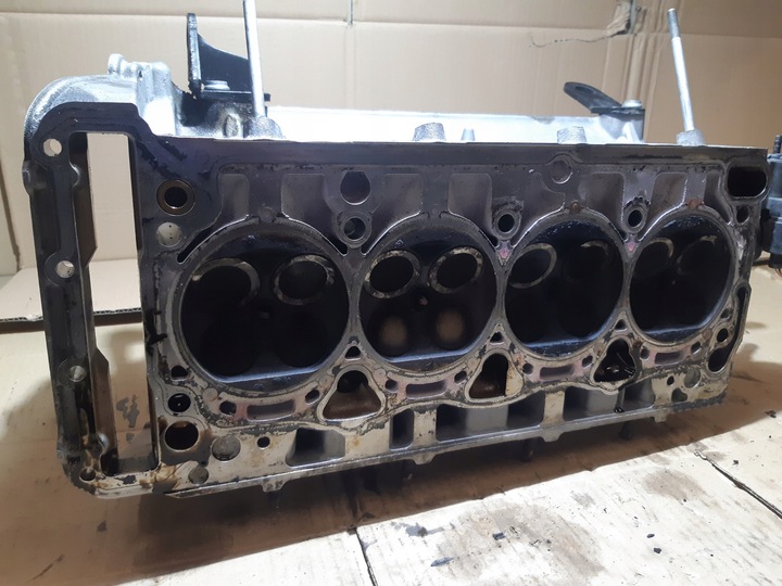 фото №12, Audi a4 b8 a5 8t 1.8 tfsi головка двигуна 06h103373j