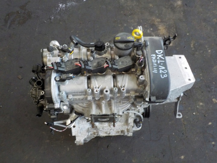 фото №9, Двигатель стойка dkl 954861 1.0 tsi skoda fabia iii