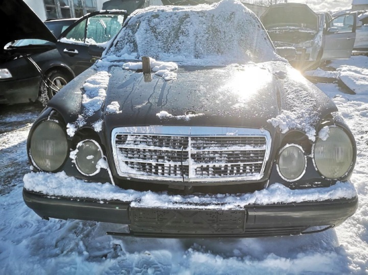 фото №6, Mercedes-benz e-class блок предохранителей 1997 2.2l 2105460543