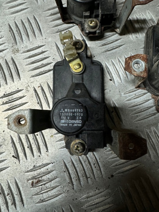 фото №10, Амортизатор замка двері ліві зад mitsubishi pajero ii mb669753 2pin