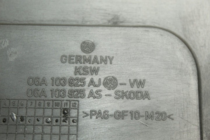 фото №8, Крышка защита двигателя vw bora i 2.0 b 8v 06a103925aj