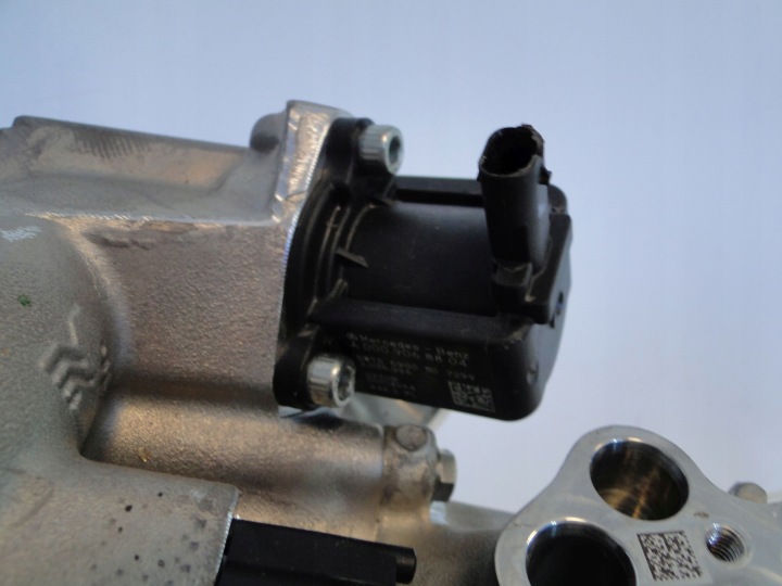 фото №15, Mercedes турбіна турбонагнітач turbo 3.0 r6 m256 a2560901300