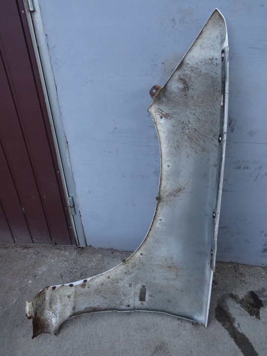 фото №10, Ssangyong musso крило праві перед 97r