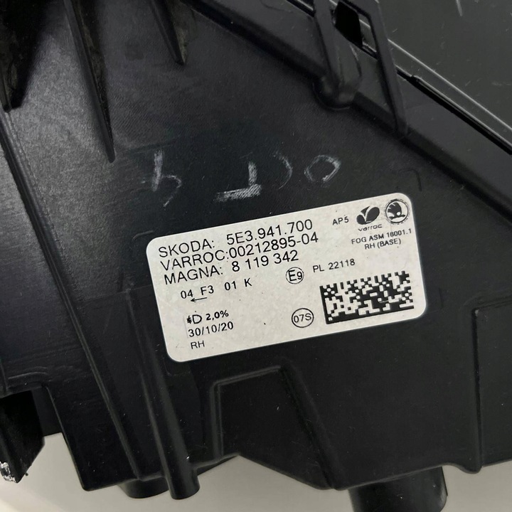 фото №13, Skoda octavia 4 iv галоген правые drl перед переднее 5e3.941.700