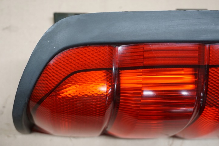 фото №8, Nissan patrol фара права зад правая задняя w крыло gr y61 97-04r