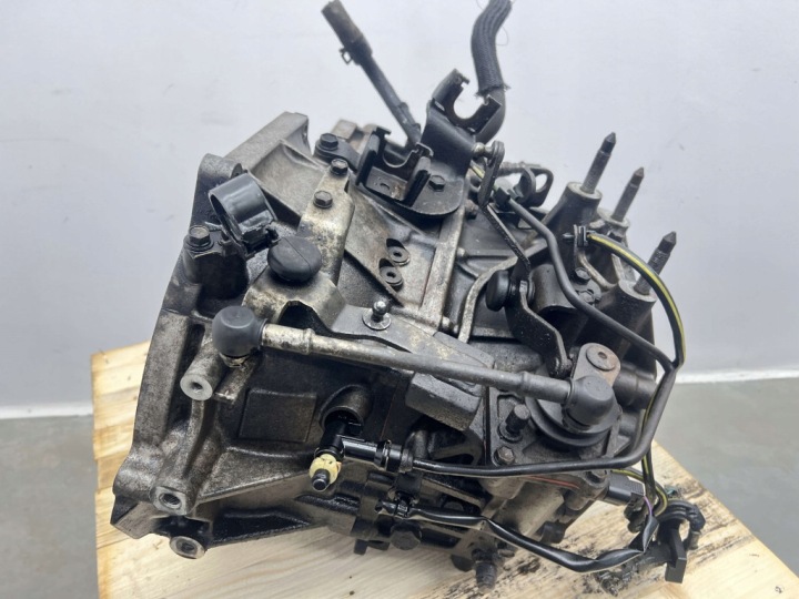 фото №6, Mitsubishi asx 1.8 did 4x4 коробка передач механическая w6mba-1-urzc