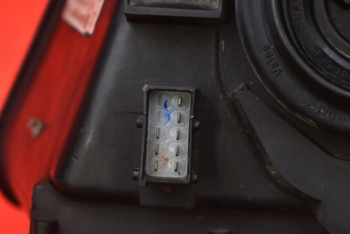 фото №8, Фара правое фара передняя eu 93321053 opel meriva a 02-06