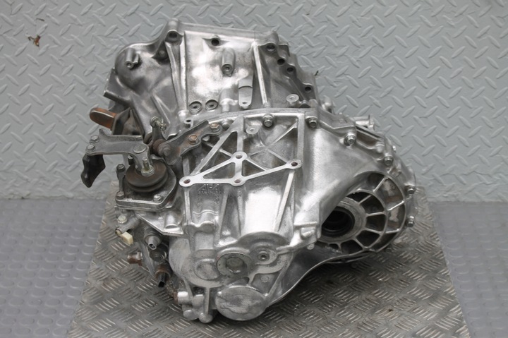 фото №8, Коробка передач 6 коробки передач 2wd toyota rav4 iv 2.0 d4d 12-15