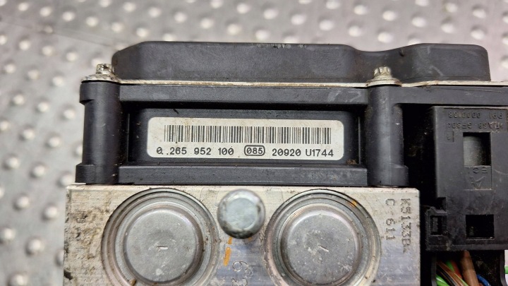 фото №7, Насос модуль управления abs a4514202775 0265252449 smart fortwo ii 451 1.0 b