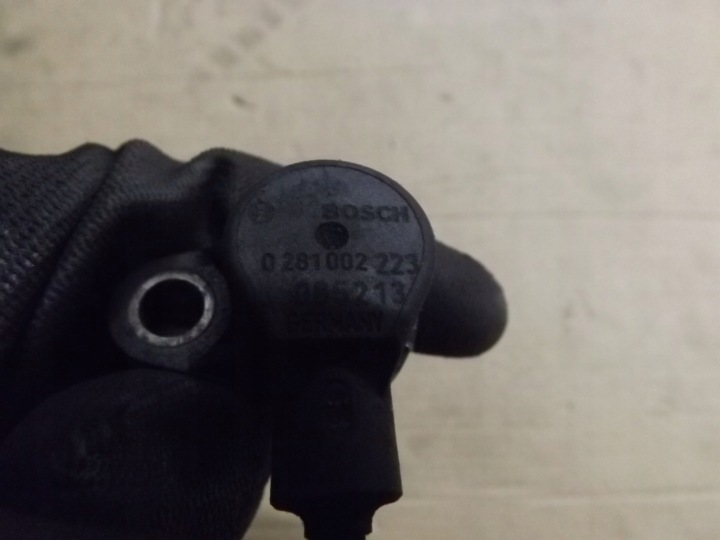 фото №12, Vw passat b5 audi a4 b6 2.5 tdi датчик положення вала колінчастого 0281002223