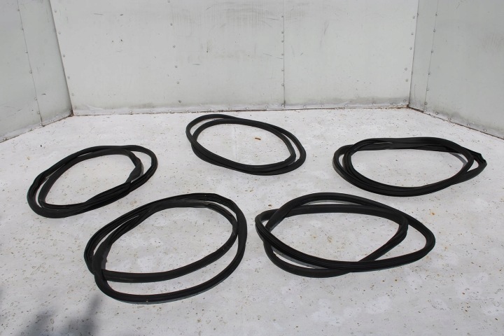 фото №6, Skoda yeti уплотнитель дверь 5l0867365 5l0 867 365 кузовная 5l0867365a 5l08