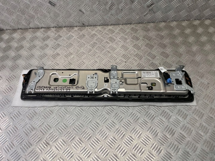 фото №9, Mercedes oem номер a2135405499 w213 центральный монитор экран спидометр