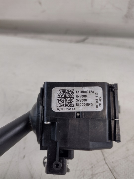 фото №8, Переключатель поворотов оригинальный номер 1k0953513 volkswagen golf v 1.6b 06r.