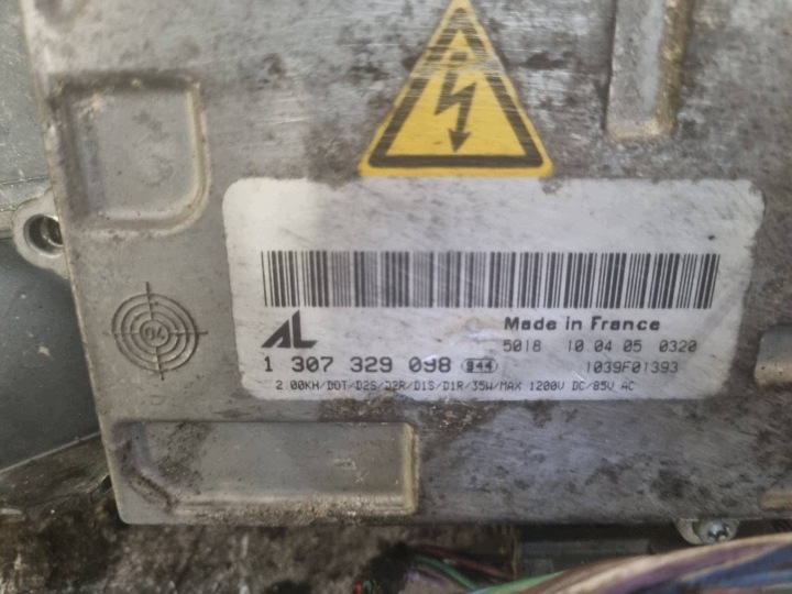 фото №13, Блок розпалу ксенону оригінал  volvo s40 ii v50 1307329098 100% справна
