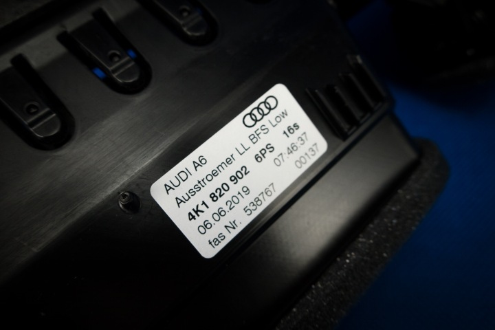 фото №7, Решітка повітропровід повітря audi a6 a7 4k8 4k1820902a