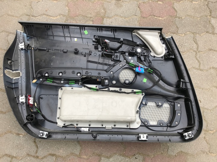 фото №5, Боковина обивка дверь правый перед a6 c6 универсал