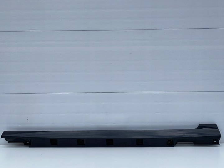 фото №1, Volkswagen passat b8 накладка порогова ліва 2014-