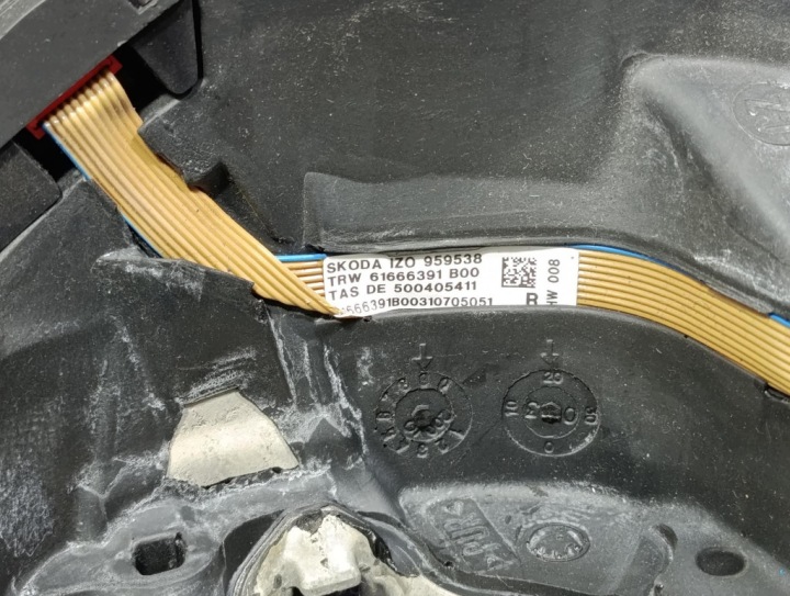 фото №6, Skoda octavia ii 04- руль кожаный мультифункция подушка 1z0419091d