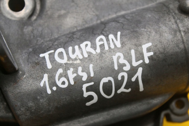 фото №10, Корпус розподільний вал touran 1,6 fsi blf 03c109211g