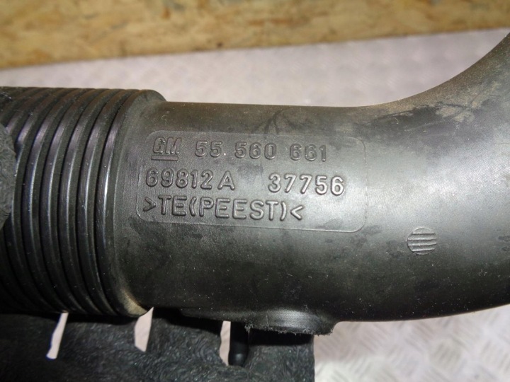 фото №5, Трубка  шланг воздуховод турбокомпрессора opel vectra c signum 2.0 t 2002- 55560661