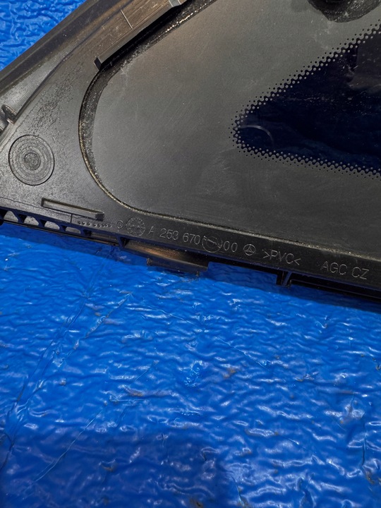 фото №14, Mercedes-benz glc x253 c253 стекло кузовная дверь задних a2536703701