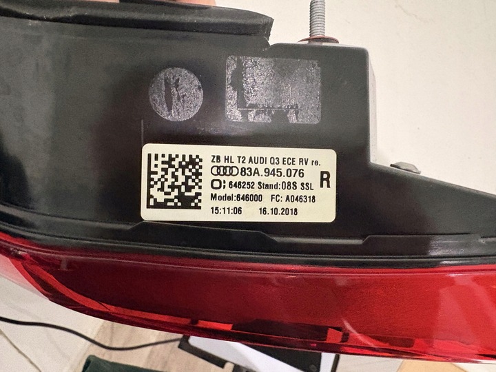 фото №12, Audi q3 ii 83a 18- комплект лампа зад ліва права