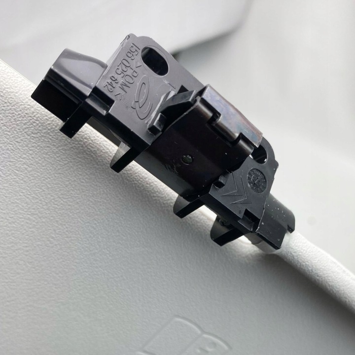 фото №13, Защита солнцезащитная citroen c3 09- l+p oem номер 1613251480