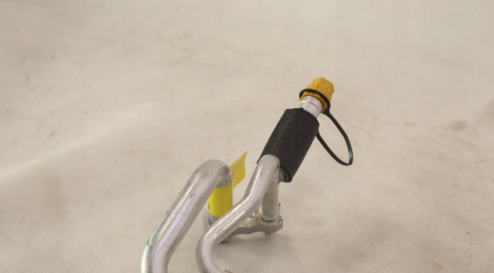 фото №10, Tesla модель y 2020- шланг шланг кондиціонера 1807596-00-a