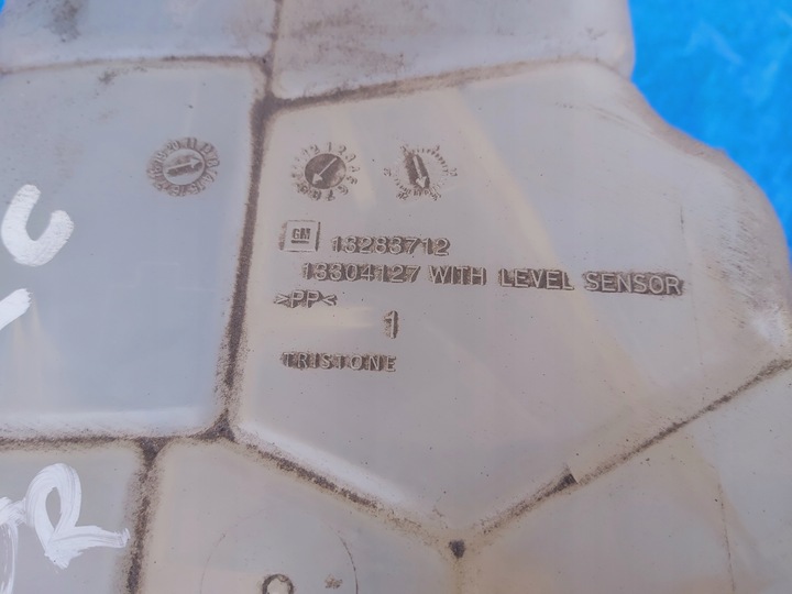 фото №8, Запчасти | zafira c бачок расширительный воды датчик 13283712