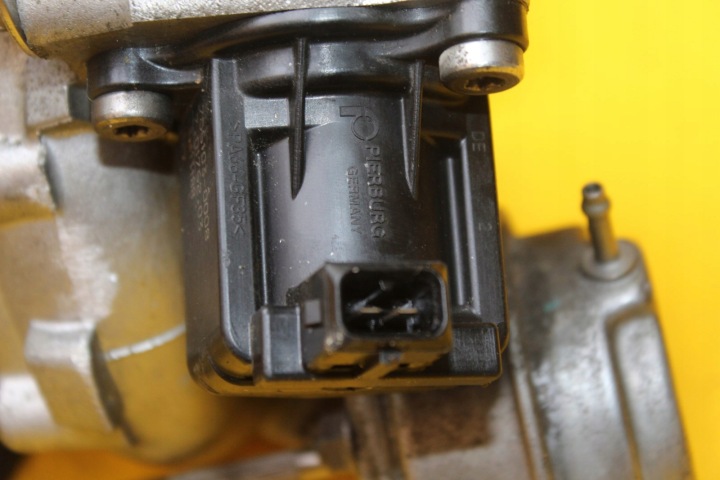 фото №8, Turbo турбина турбонагнетатель bmw x5 x6 f07 f01 f10 4.4 bt 7576985 7936477