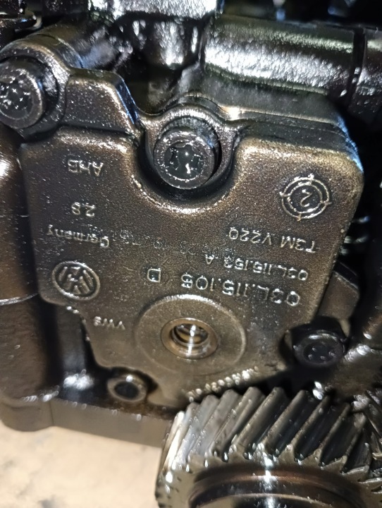 фото №12, Насос масла vw 2.0 tdi | 03l103537 03l115105