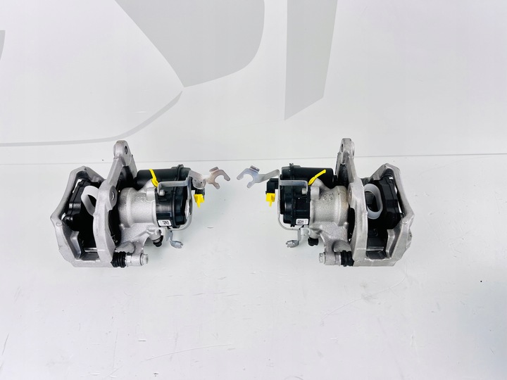фото №1, Затискачі гальмівні задні bmw x5 g05 g06 нове комплект