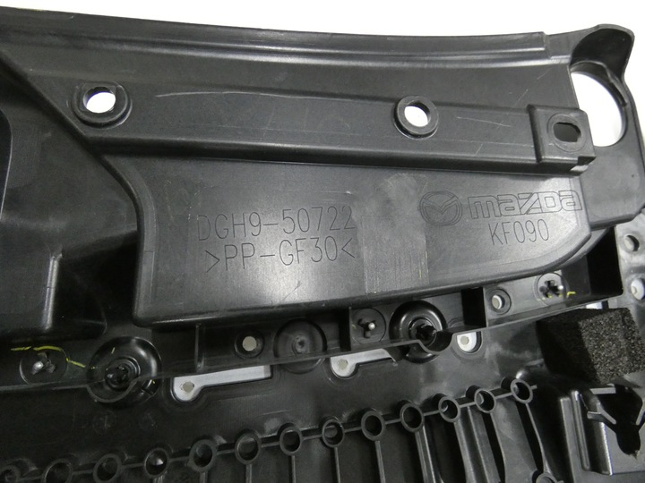 фото №8, Накладка верхня бампера, решітка mazda cx-30